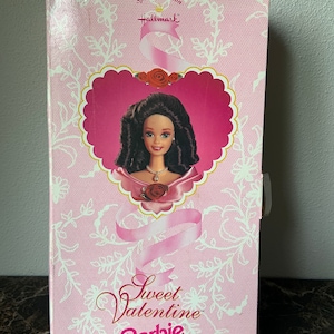 1995 Hallmark Special Edition Sweet Valentine Barbie