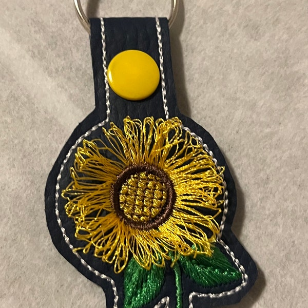 Embroidery Design File Sunflower Key fob Create Your Own Key holder Ideal for DIY Gift Key Fob snap tab ITH In the hoop kids backpack Tag