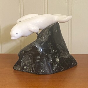VTG INUIT Hand Carved Stone Marble & Serpentine Arctic Beluga Whale Sculpture, Artist Signed Top KAKYOK, Authentic Canadian Indigenous Art