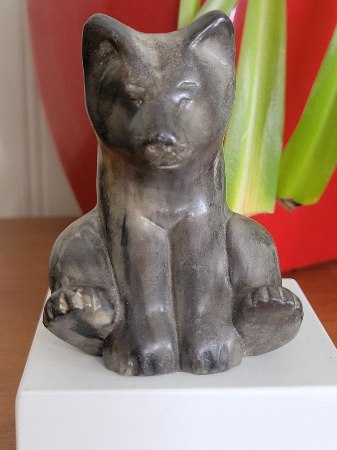 Thorn arts  ソープストーン 熊　置物　カナダ Hand Carved Soapstone Wolf Figurine: Thorn Arts Canada Collectible