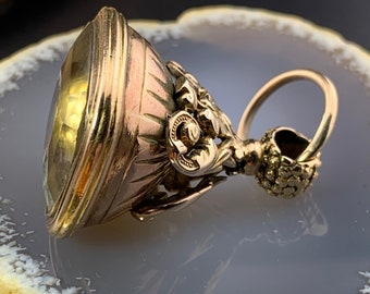 Stunning Antique Frame in Cut Murano Glass With Flower