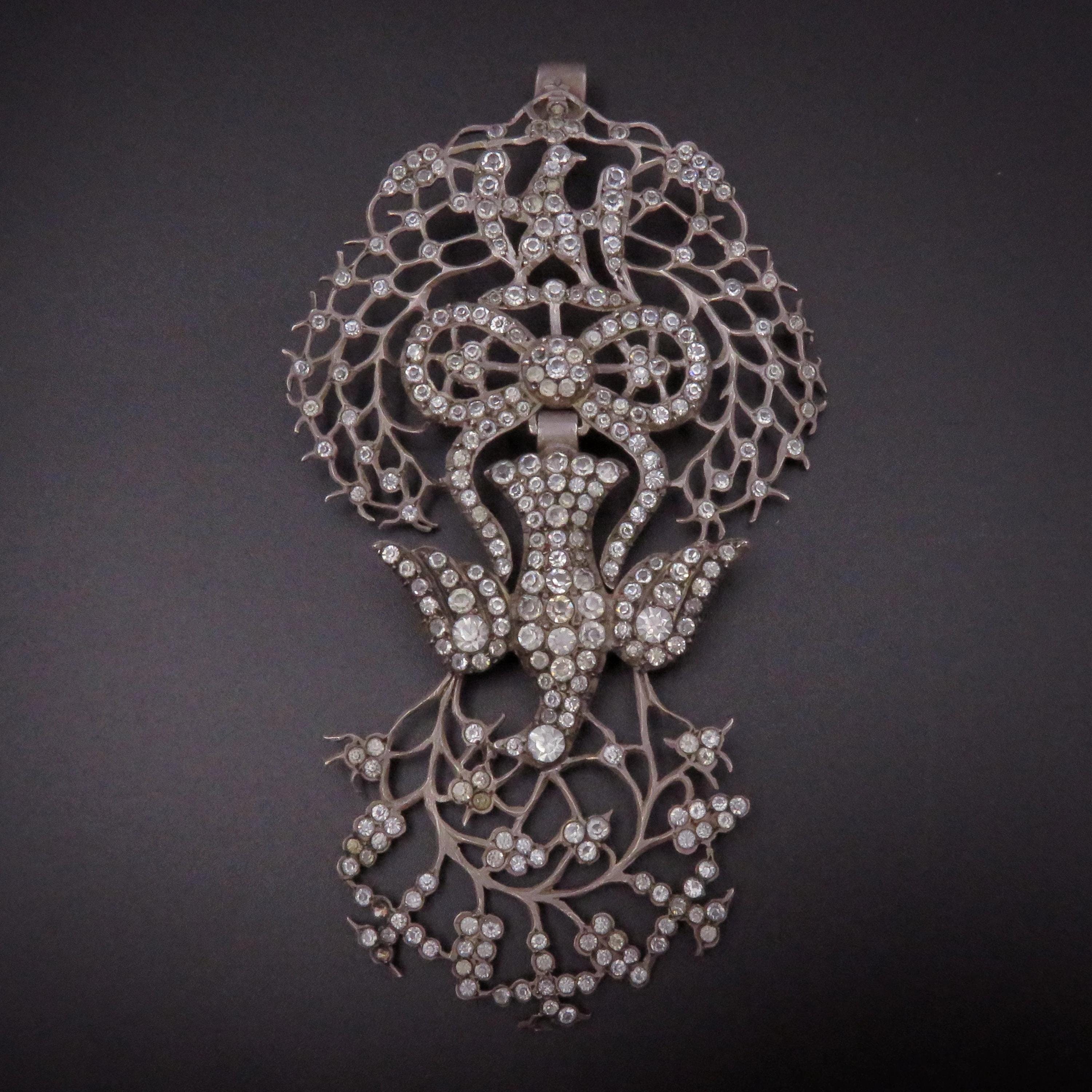 Broche Saint-Esprit En Argent Massif Avec Strass – Bijou Ancien Du 19e Siècle