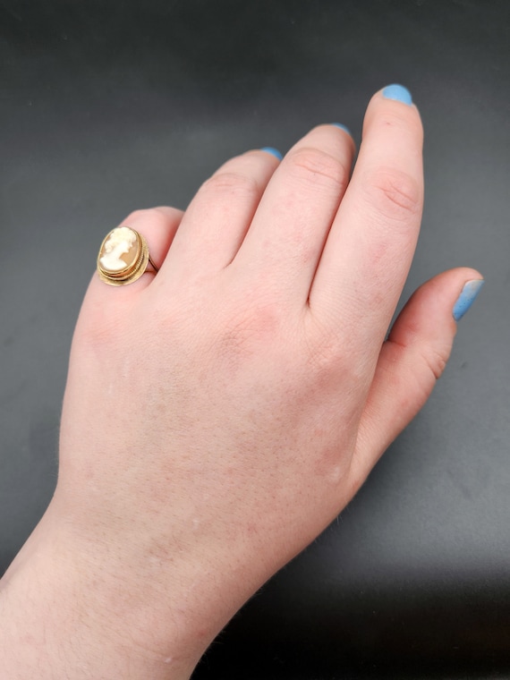 Antique 14K & Carved Shell Cameo Ring - image 7