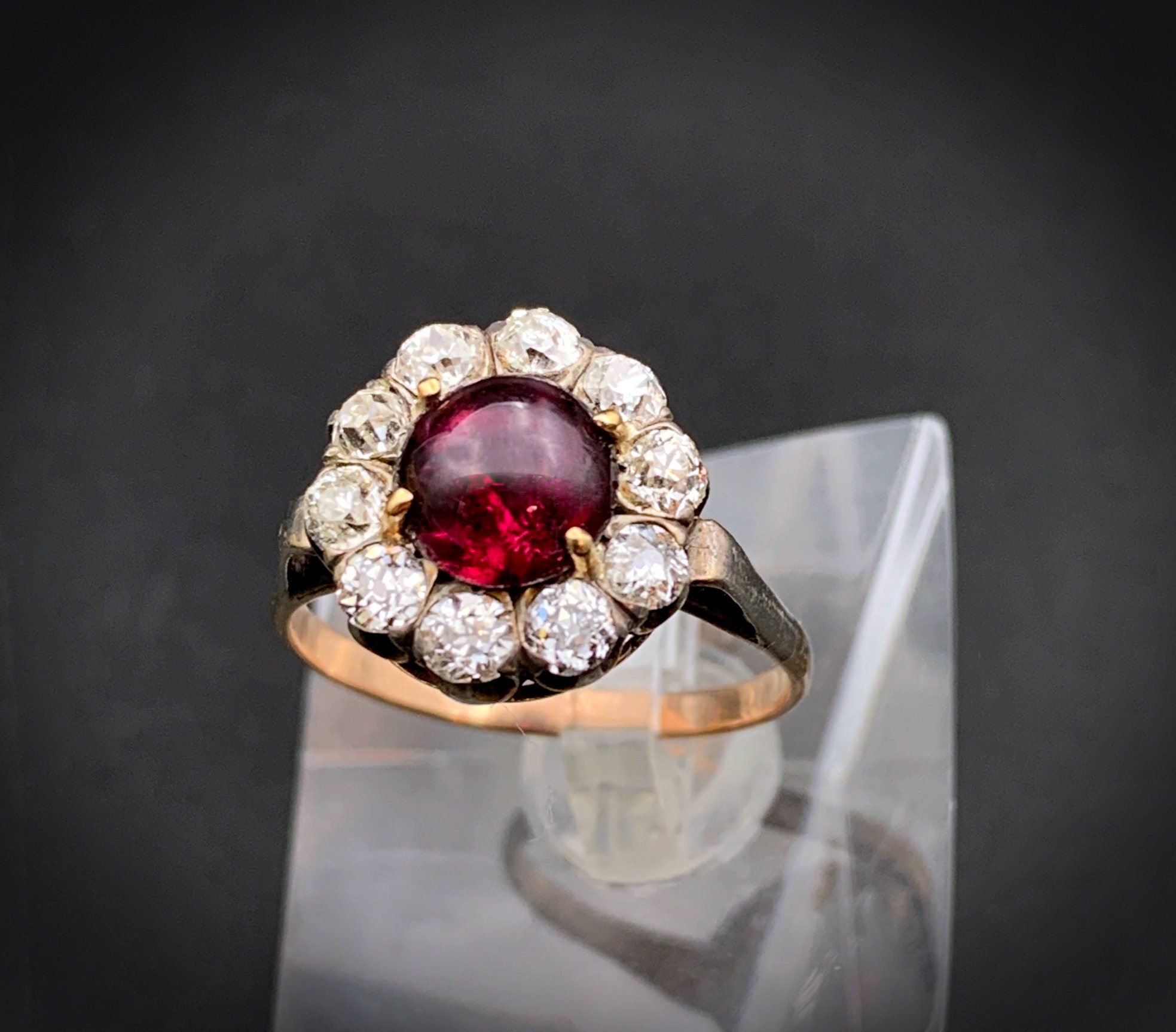 1920s Garnet Ring - Etsy Canada