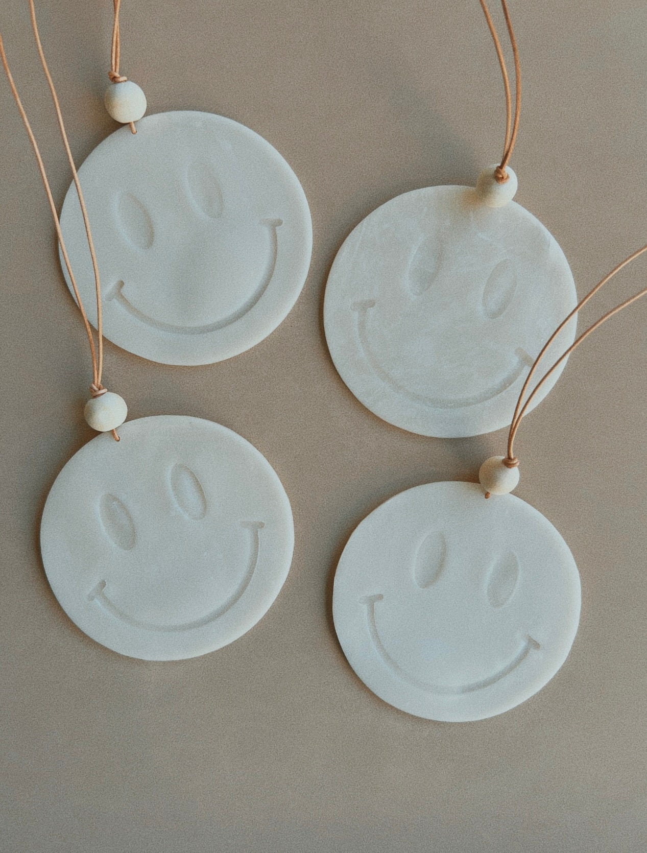 Happy Face Essential Oil Diffuser | Happy Face Diffuser | Essential Oil Diffuser | Car Hanging | Car Charm | Car Accessories | Aromatherapy