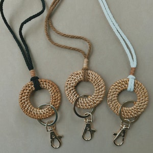 Cordini in rattan/Cordini/Porta documenti/Porta badge/Cordino insegnante/Regalo insegnante/Idee regalo/Portachiavi/Cordini per chiavi