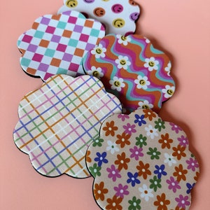 Flower Shaped Coasters Set of 2, Cup Holder Coasters, Floral Retro Groovy Checker Car Coaster