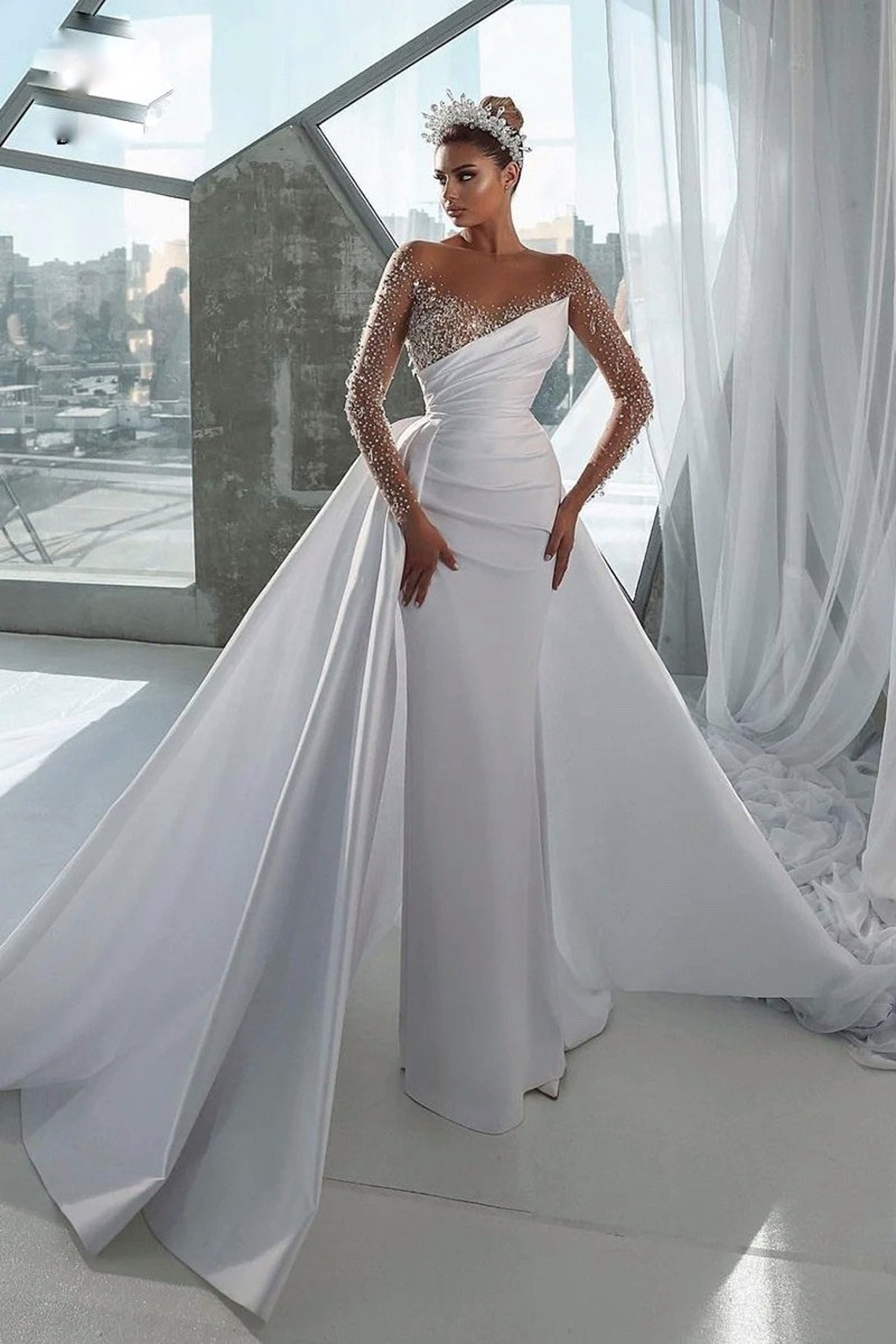 two-in-one fishtail wedding dress with serial train image 1