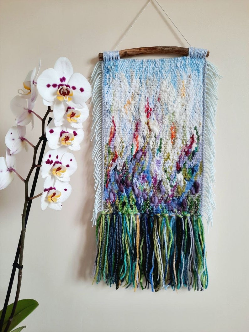 Field with flowers Wall decor Art Weaving Landscape Macrame Woven wall hanging Lavender abstract weaving Woven wall hanging zdjęcie 8