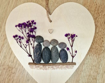 Personalised Pebble Family Plaque | Custom Heart | Pet and Family Art Gift | Handmade Wall Hanging with Quartz & Dried Flowers