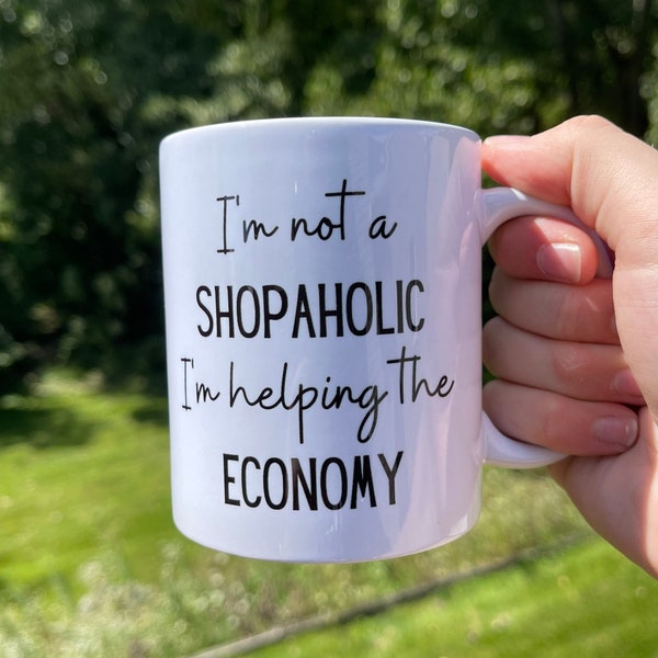 Funny Coffee Mugs For Mom, Shopaholic Gift, Online Shopper, Coworker Mug, I’m Not A Shopaholic, Best Friend Birthday Gifts, Shopping Queen