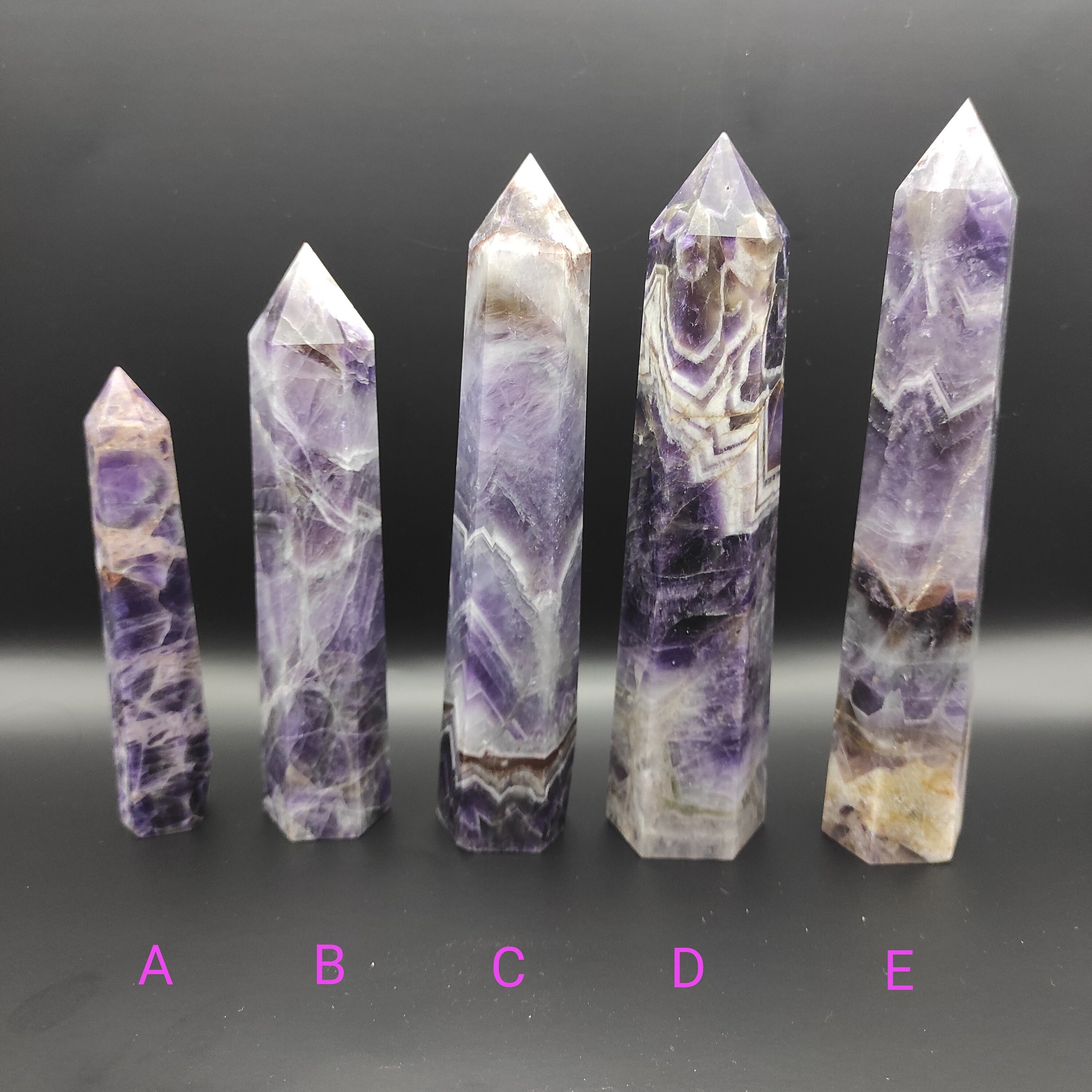Pointes d'amethyste A Chevrons de Grandes Tailles, Pierre Naturelle, Choix sur Photos