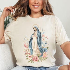 Virgin Mary Unisex t-shirt, Catholic shirt, St Mary tshirt, Mary Mother of God, Catholic Saints tee, gift for Catholics, Catholic mom gift