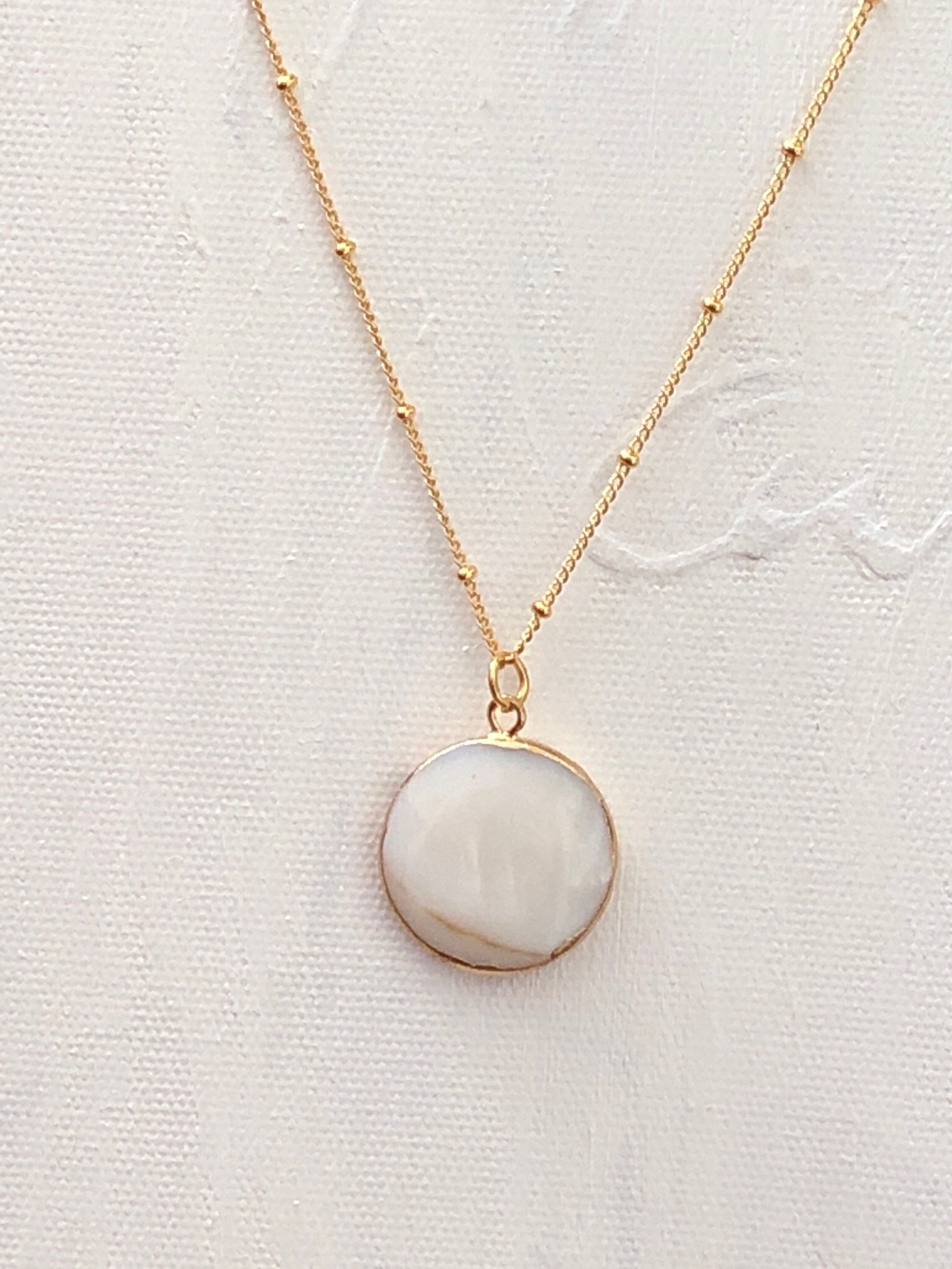 Mother of Pearl - Necklace - Etsy