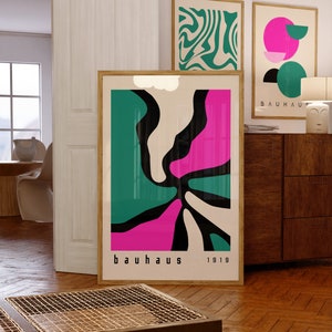 Hot Pink Bauhaus Printable Wall Art Set of 3, Green Mid Century Modern Art Print Set of 3, Retro Wavy Geometric Poster, Exhibition Print