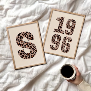 Impresión personalizada de letra y año, arte mural imprimible con inicial personalizada, póster de año personalizado, póster de año de nacimiento, idea de regalo personalizada