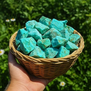 10 cristaux turquoise bruts. Pierres turquoises naturelles brutes, spécimen minéral, cristaux de guérison, cadeau de pierre de naissance de décembre, 5e chakra