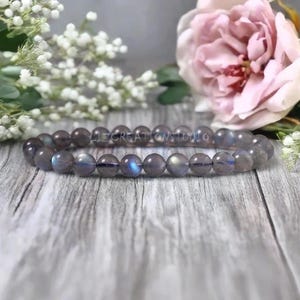 Labradorite Bracelet -Natural Labradorite Gemstone Bracelet- Delicate Labradorite Crystal Bracelet - Throat Chakra Gift for Women