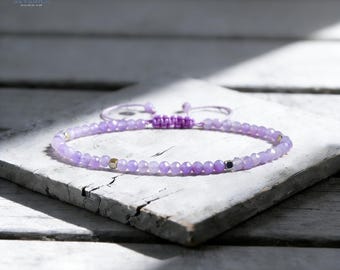 Pulsera minimalista de cristal de amatista y lavanda natural - Pulsera delicada de piedra lila - Piedra natal de febrero