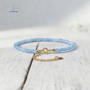 Bracelet de guérison minimaliste en cristal aigue-marine - Bracelet délicat de pierres précieuses naturelles - Pierre de naissance de mars, chakra de la gorge image 2