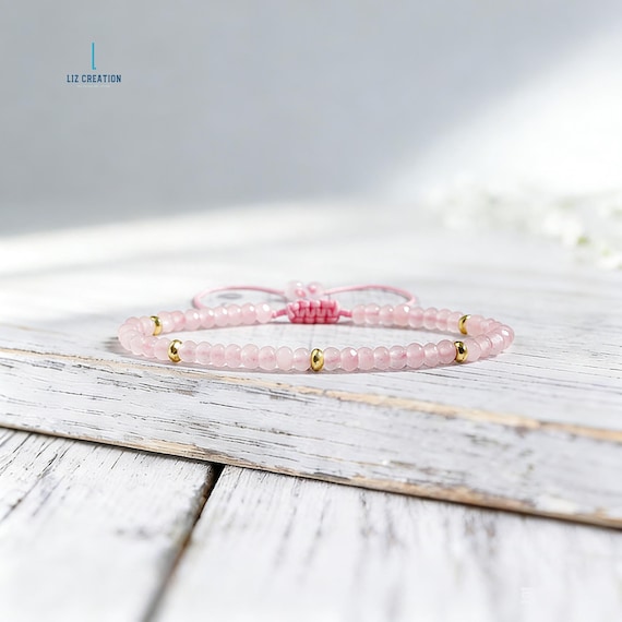 Lot de 5 Bracelets en perles naturelles en Quartz rose et breloque I l – Les bijoux de Théa