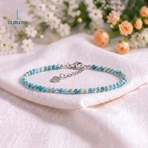 Minimalistisches Larimar-Heilarmband – Zartes Armband aus natürlichem Edelstein – Stein der Kommunikation, Halschakra