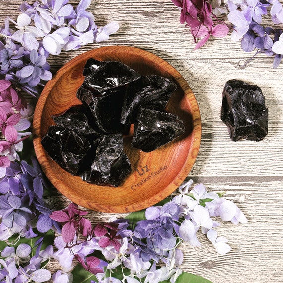 Raw Black Obsidian Stone natural Rough Obsidian Crystals Eco