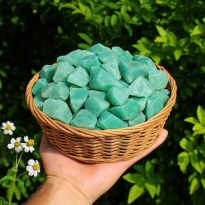 10PCS Raw Green Aventurine Stone- Natural Rough Green Aventurine Crystals and Stones, Heart Chakra Gift, Mineral Specimens Crystals