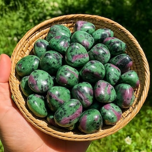 10pcs Ruby Zoisite Crystal Tumbled Stones, Ruby Zoisite Quartz Pocket Stone, Mineral Specimens Crystal Tumble Rock ,Root Chakra Crystal Gift