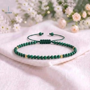 Pulseira delicada de malaquita, joia minimalista com cristais para cura, presente ideal para madrinhas - Pedra da Transformação