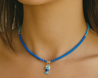 Gargantillas de cuentas coloridas hechas a mano: ¡dije de pez azul, ojo turco rojo o ojo turquesa! Ideales para un estilo bohemio, festival o verano.