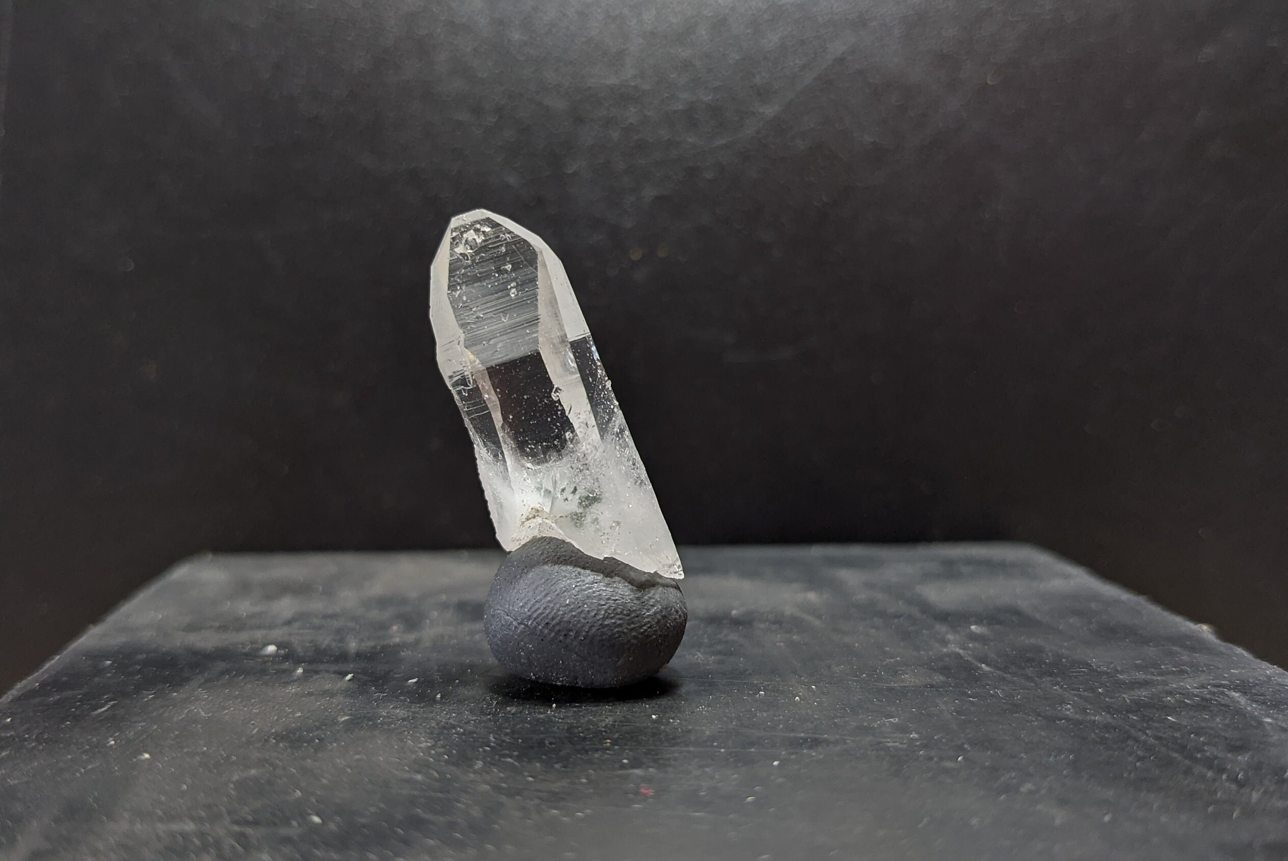 Quartz Hyalin. 24Ct. Maronne, Oisans.