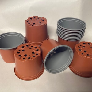 10CM PLASTIC PLANT POTS [100% Recycled Materials]