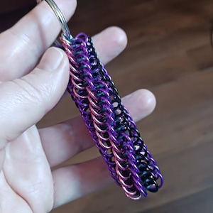 fidget twist key chain