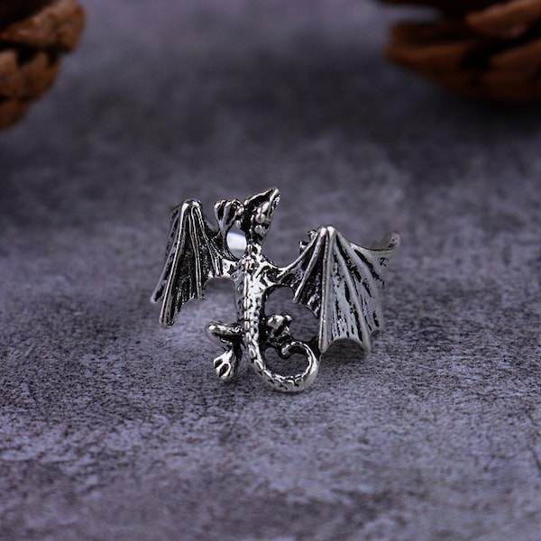 Adjustable Dragon Ring/ Goth Jewellery /Unisex Ring/ Vintage Rings/gothic ring/skeleton/Dragon Ring/gift for him/ best gfit/gift for her
