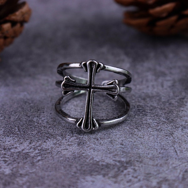 Cross Ring/adjustable ring/Goth Jewellery /Unisex Ring/ Vintage Rings/Statement rings/gift for him/ best gfit/gift for her/gothic/punk