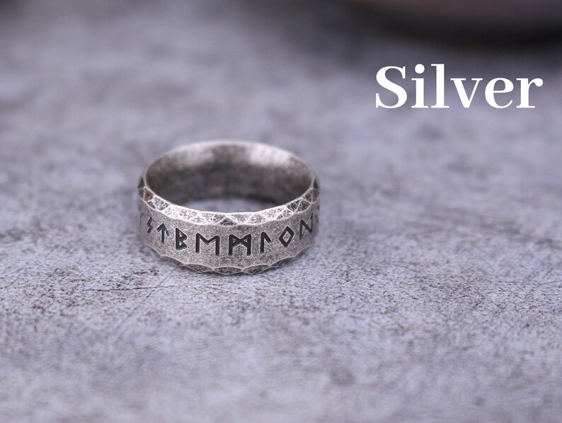 Anillo vikingo hecho a mano Anillo de runa nórdica para hombres amuleto de anillo vikingo de acero inoxidable / Regalo pagano / regalo de joyería / joyería gótica Silver