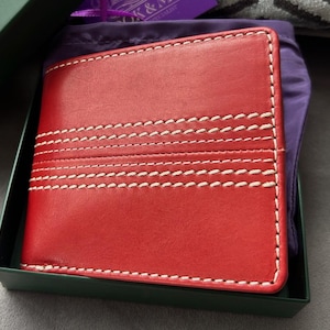 Limited Edition Geschenk = Cricket Ball Brieftasche aus italienischem Leder