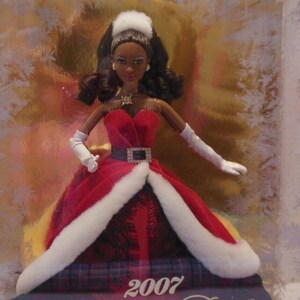 Holiday barbie 2007 store