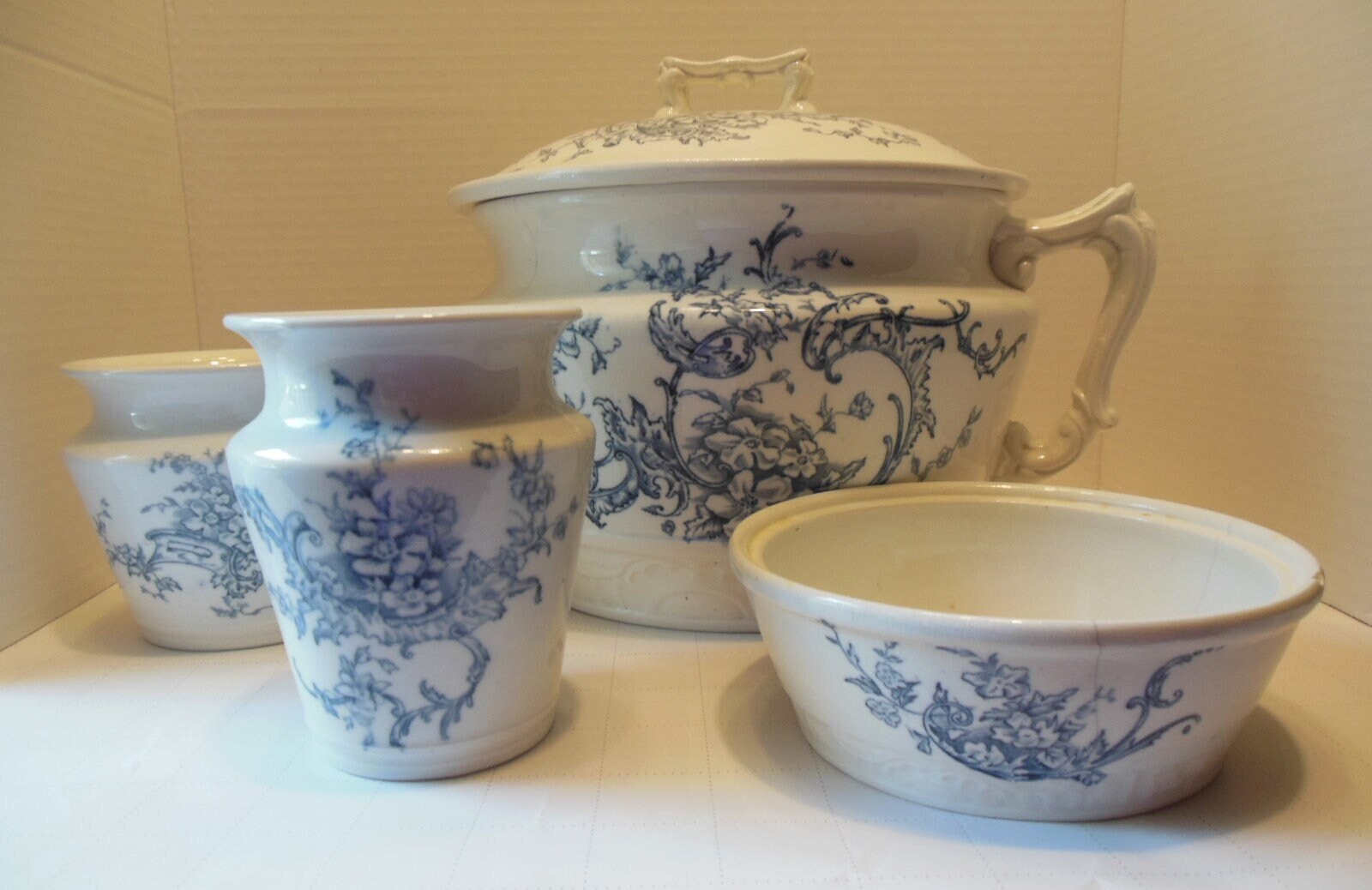 Antique Chamber Pot W/lid Wh/blue Floral W/3 More Pieces Home Decor for