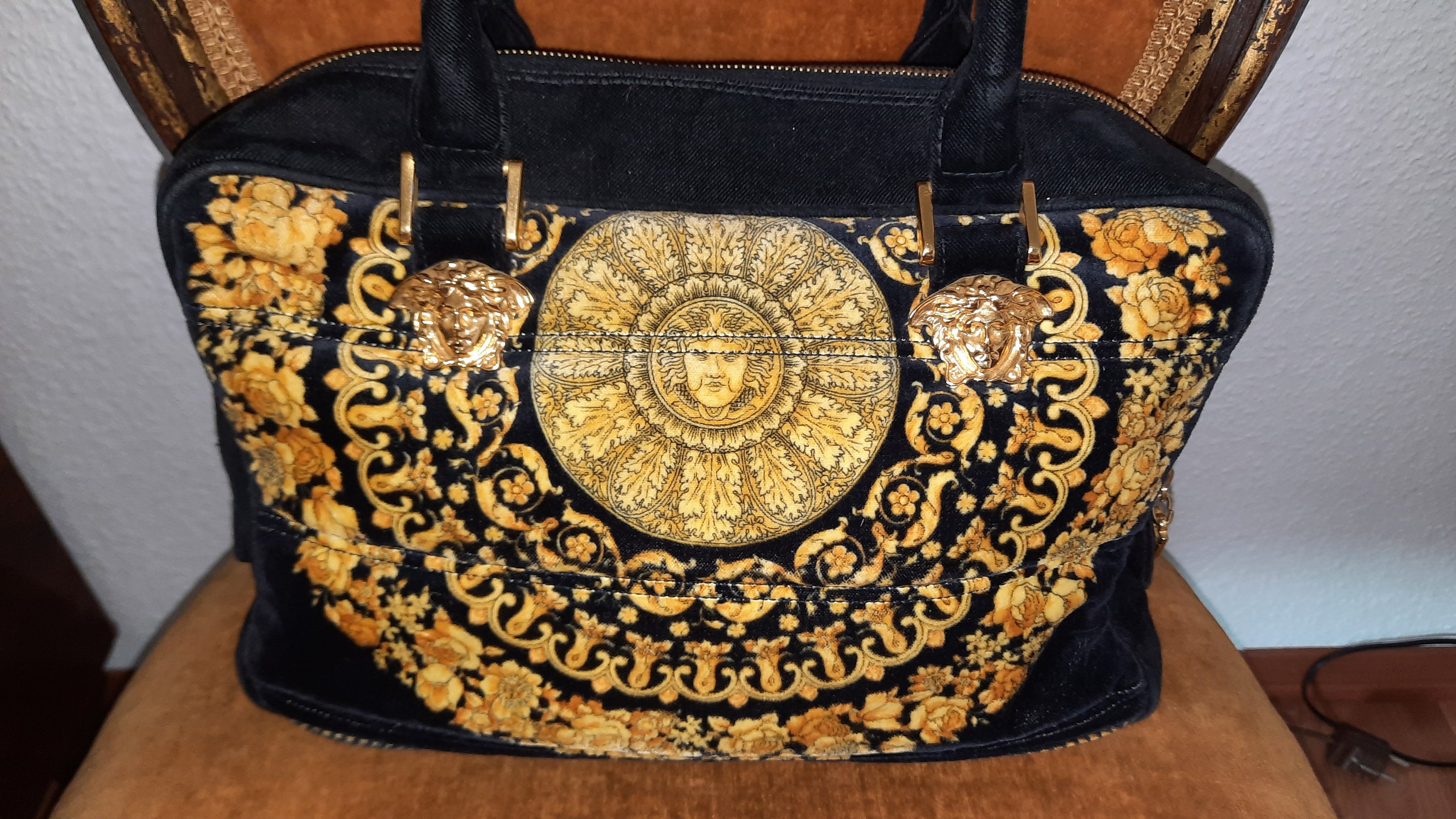 Crossbody Bag Versace Velvet Bag GIANNI VERSACE Handbag, Velvet