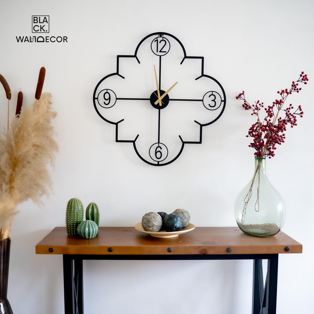 Wall Clock With Numbers, Silent Quartz, Modern Clover Design for Living ...