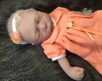 OOAK Lifelike 34 cm/14 inch full body platinum silicone baby girl FREE SHIPPING
