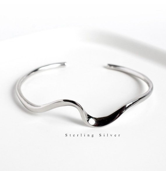 CHTY まとめ WAVE BANGLE Atelier Té | Wave Bangle | 18k Gold