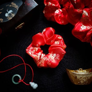 Chinese Brocade Scrunchie | Chinese New Year Accessories | Shiny Red Scrunchie | Handmade item | Red and Gold Scrunchie | Chinese Scrunchie