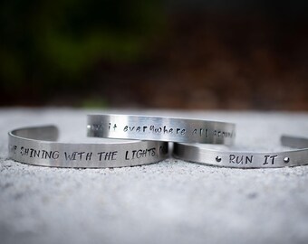 Kpop SKZ Stray Kids "Run It" Lyric Aluminum Cuff Bracelet
