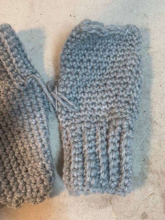 Hand Knit Fingerless Gloves - image 3