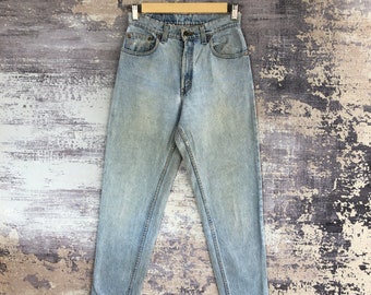 W26 Vintage Levi's 550 Distressed Baggy Jeans 90s Levis Womens High Rise Pants Ripped Levis Faded Denim Levis Girlfriend Jeans Size 26x29