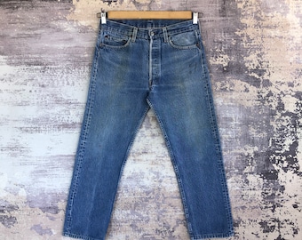 Taille 29 x 29 vintage Levi's 501 Stonewash Jeans des années 80 Womens taille haute pantalon Levis Faded Button Fly Denim Classics Levis Girlfriend Jeans W29