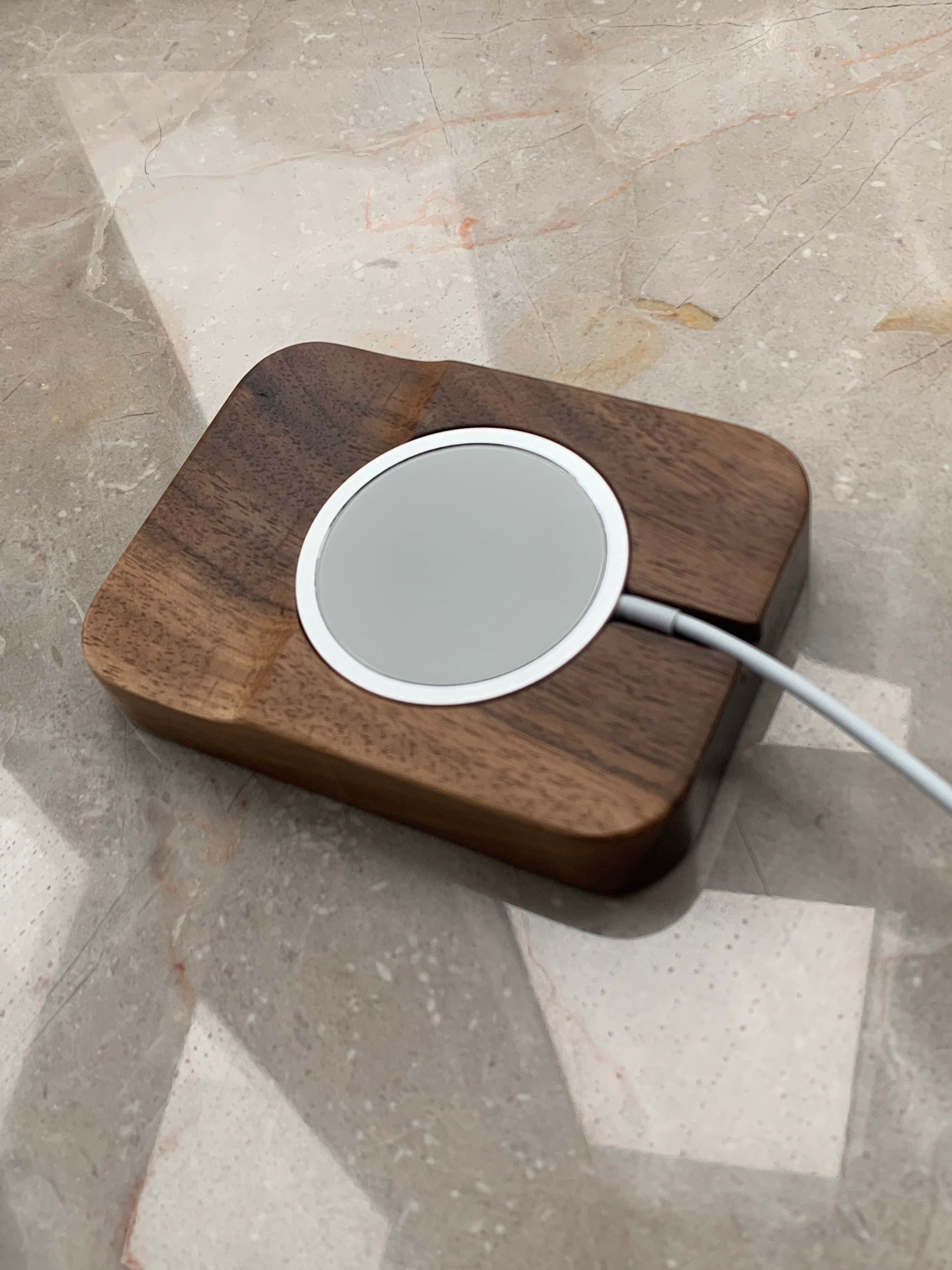 Soporte de cargador MagSafe de madera / Soporte de cargador MagSafe